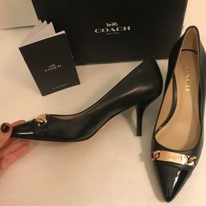 Coach Pointed Black Leather Heels Gold Plated Pump